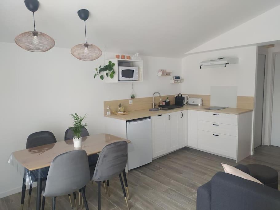 Le Petit Pied A Terre Du Luberon Appartement Mérindol Buitenkant foto